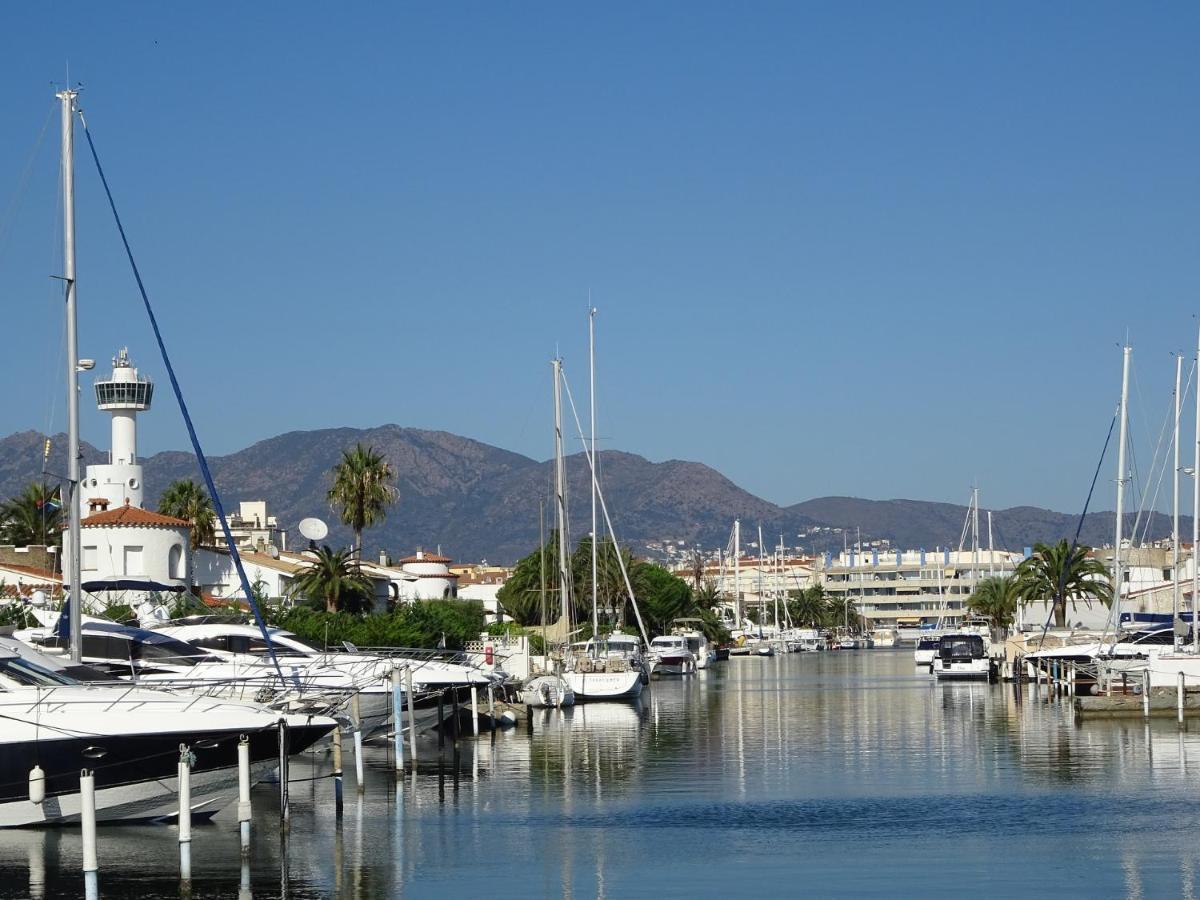 Empuriabrava Apartaments Nº6 Esterno foto